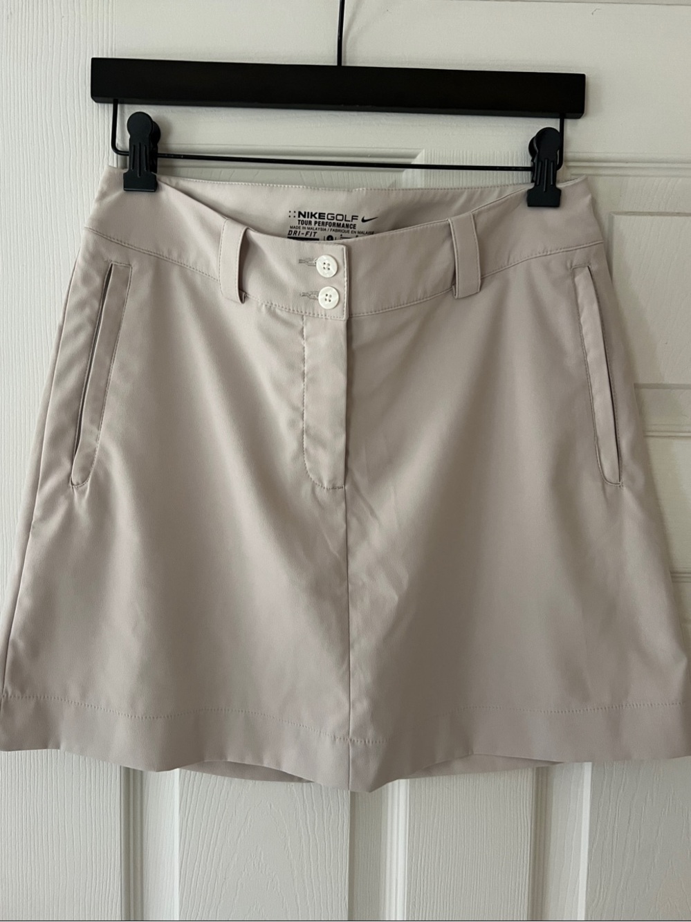 Nike Women's Light Beige Golf Skort